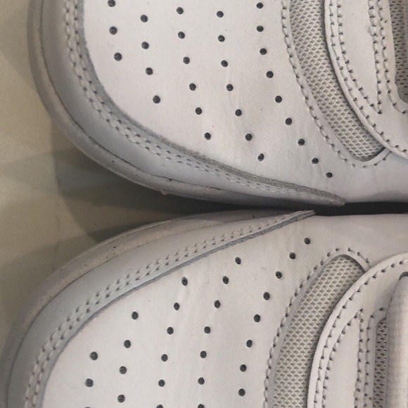 Nike leather tennis shoe, size 7.5, worn once for an hour perfect condition - Picture 8 of 11